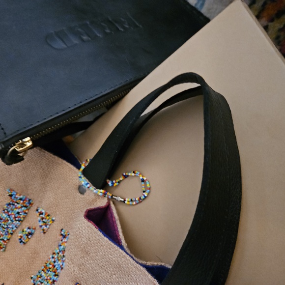 FEED Project Burlap Tote - Picture 10 of 11